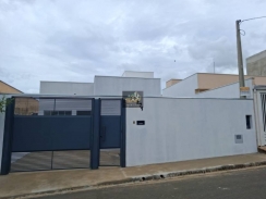 Casa a venda Parque dos Eucaliptos II